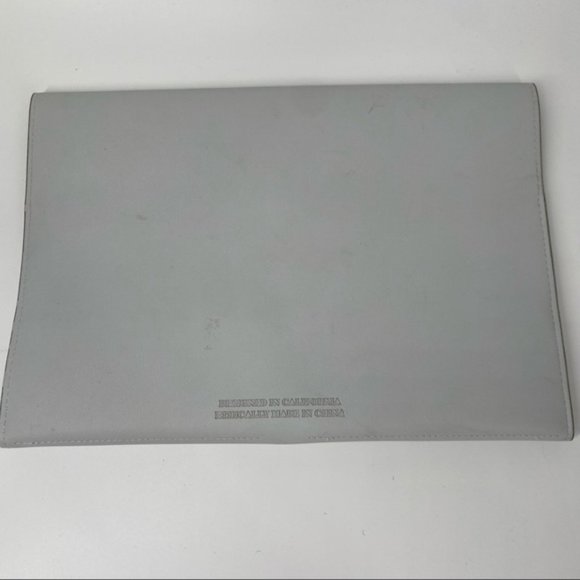 Glass Ladder & Co Light Grey Megan Vegan Leather Portfolio Clutch Tech Organizer - Picture 5 of 7